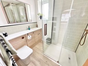 Glen Road Great Sutton